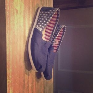 Toms flats